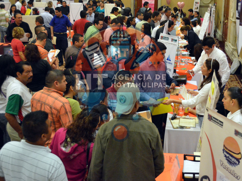 Ofertarn mil 500 empleos en Expo Chamba 2013 en Matamoros